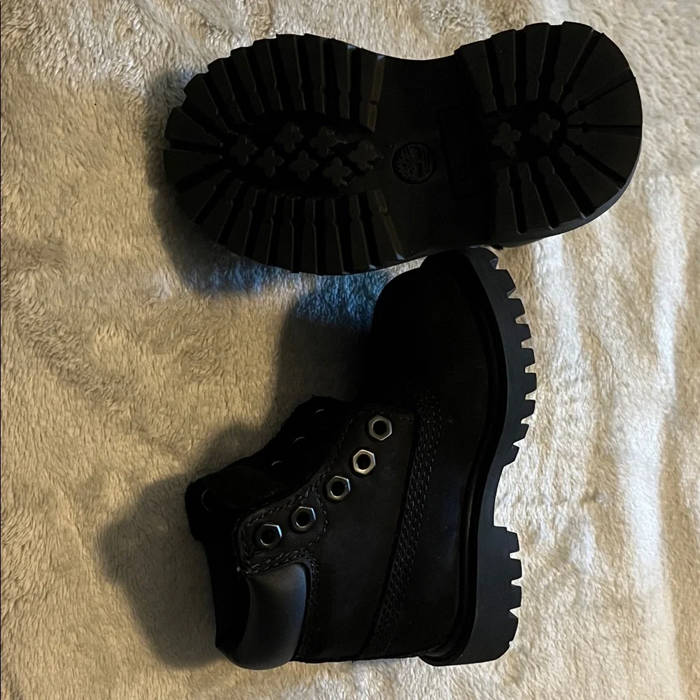 Timberland Kids Black Lace-Up Boots - Picture 4 of 4